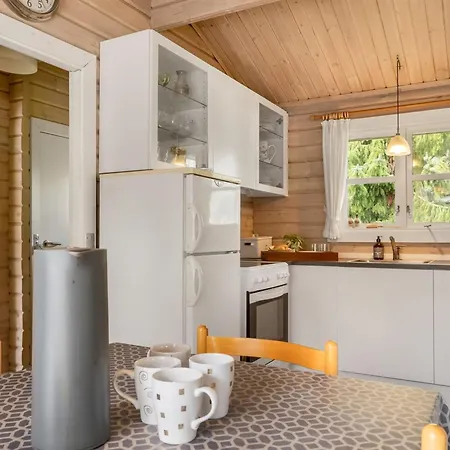 Uuno - 1-2km From The Sea By Interhome *